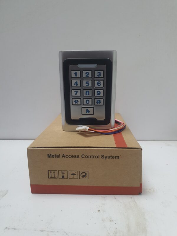 mettalic outdoor access reader